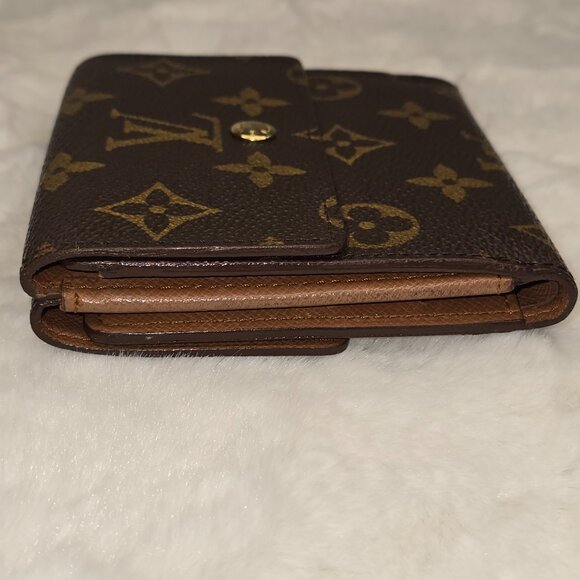 Louis Vuitton. Elise Wallet - Picture 13 of 15
